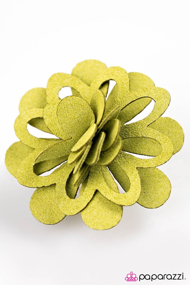 Paparazzi ♥ Country Chic - Green ♥ Hair Clip