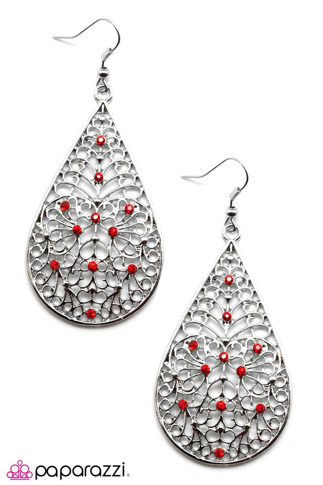 Paparazzi ♥ At First Glance - Red ♥ Earrings