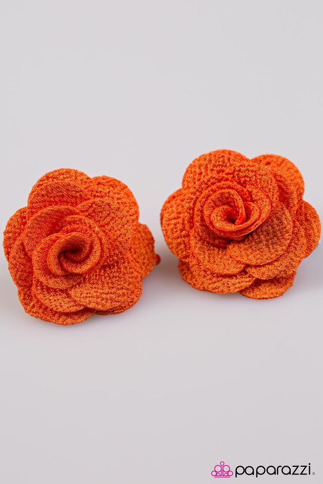 Paparazzi ♥ Garden Roses - Orange ♥ Hair Clip