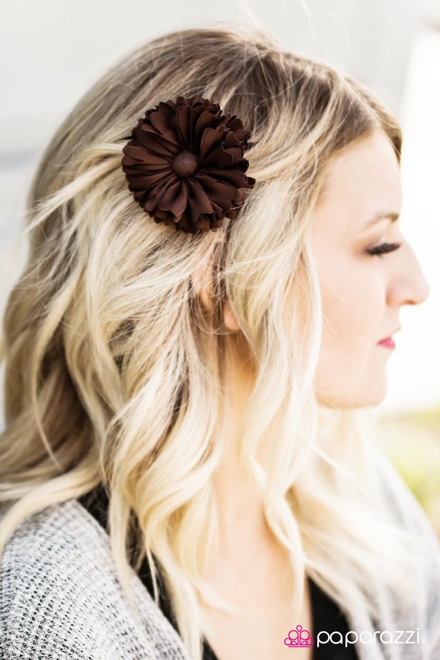 life-of-the-tea-party-brown-p7ca-bnxx-038xx