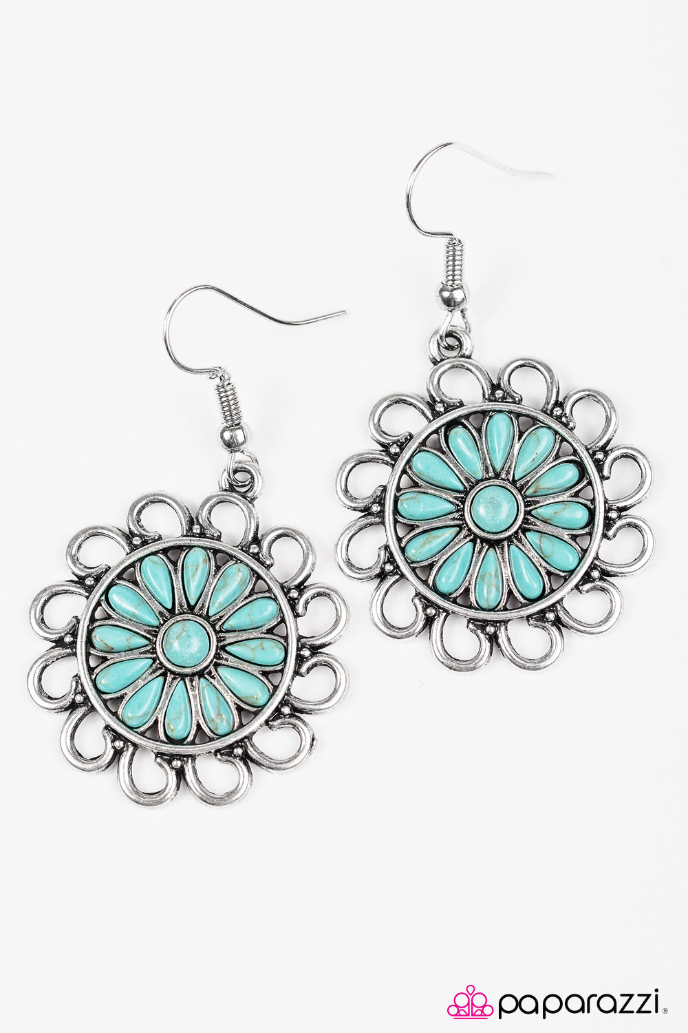 Paparazzi ♥ Into The Wild I Go - Blue ♥ Earrings