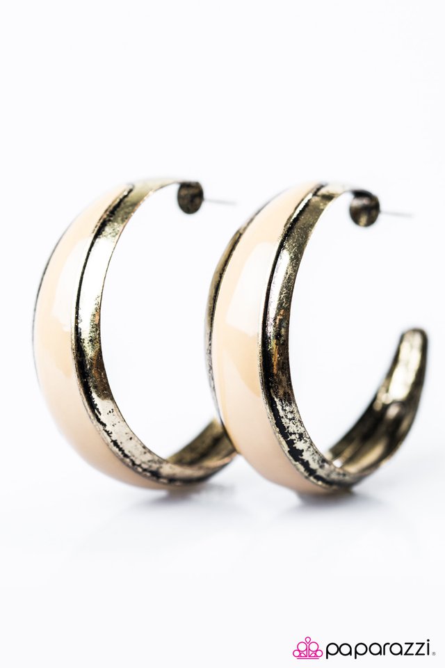 Paparazzi ♥ Gypsy Rumba - Brass ♥ Earrings