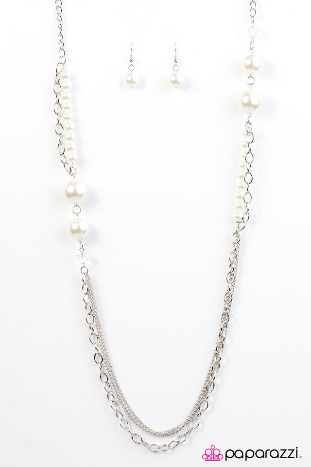 Paparazzi ♥ Broadway Magic - White ♥ Necklace