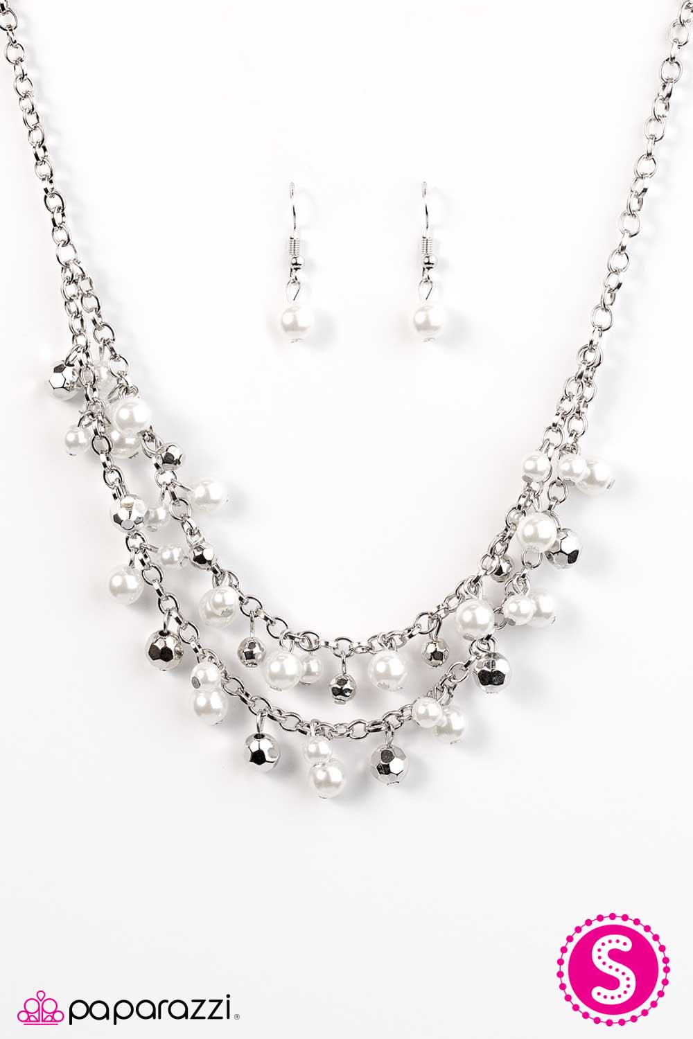 Paparazzi ♥ Timeless Class - White ♥ Necklace