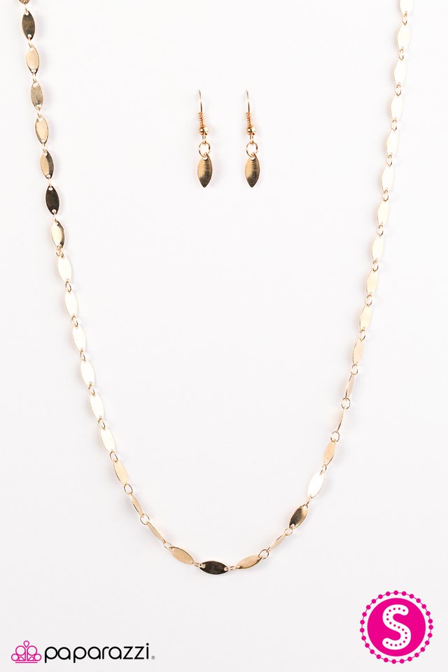 Paparazzi ♥ Make A FLASH - Gold ♥ Necklace