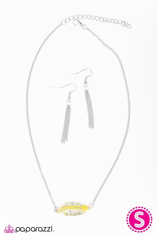 Paparazzi ♥ Let It Soar - Yellow ♥ Necklace