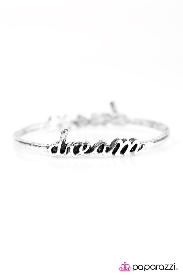 Paparazzi ♥ Make Your Dreams Happen - Silver ♥ Bracelet
