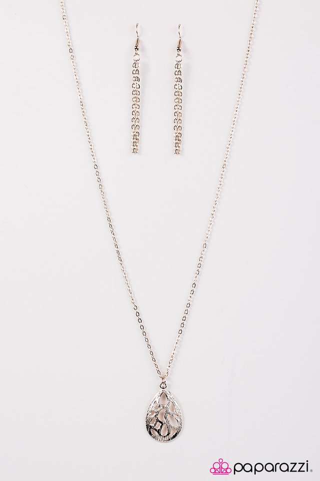Paparazzi ♥ When It Rains... - Rose Gold ♥ Necklace