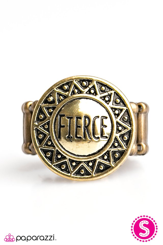Paparazzi ♥ Lookin Fierce - Brass ♥ Ring