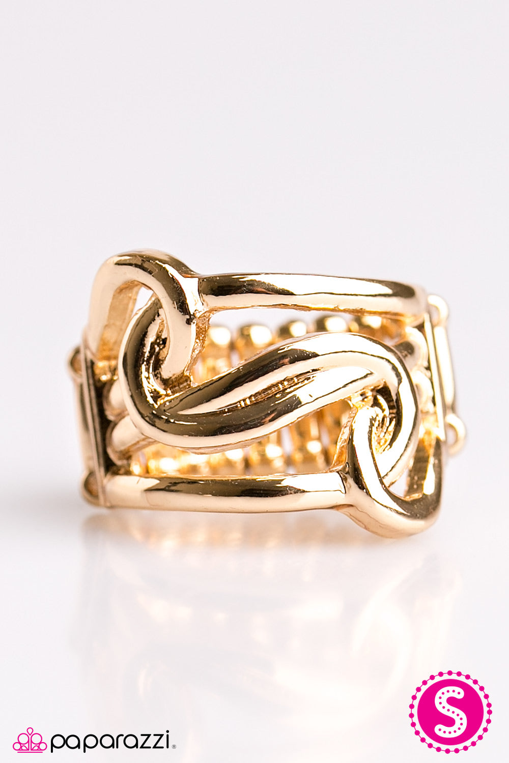 Paparazzi ♥ Tantalizingly Tangled - Gold ♥ Ring