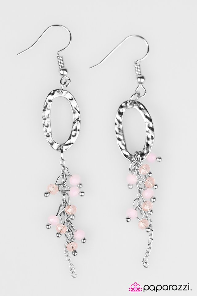 Paparazzi ♥ Sweep Me Off My Feet - Pink ♥ Earrings