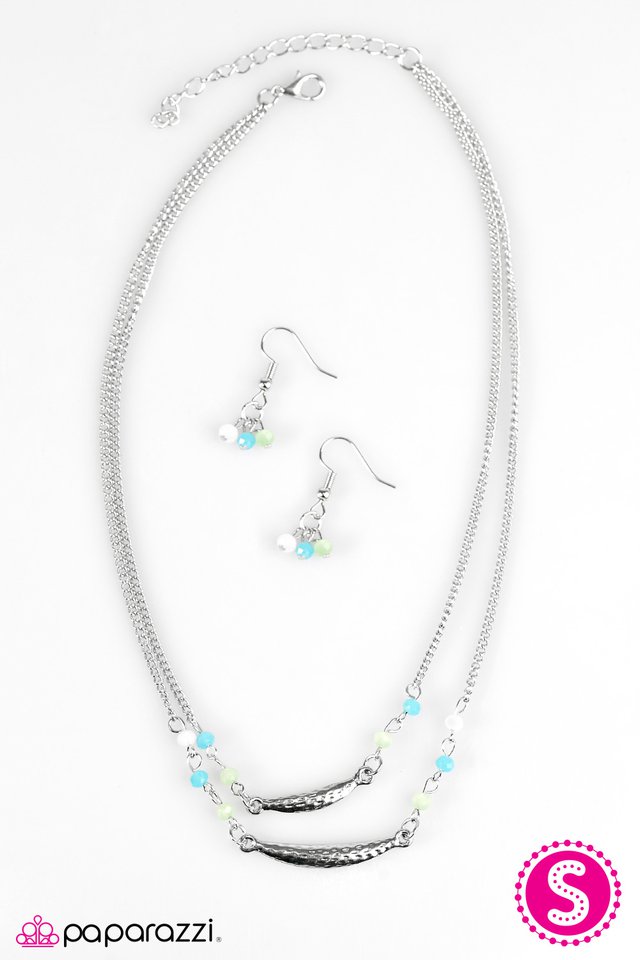 Paparazzi ♥ Tropical Getaway - Multi ♥ Necklace