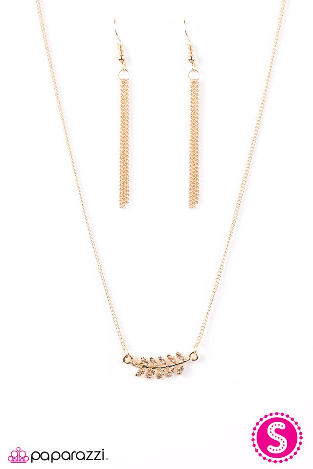 Paparazzi ♥ If Trees Could Talk - Gold ♥ Necklace