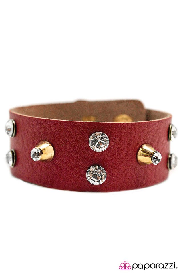 Paparazzi ♥ Diamond in the Rough - Red ♥ Bracelet