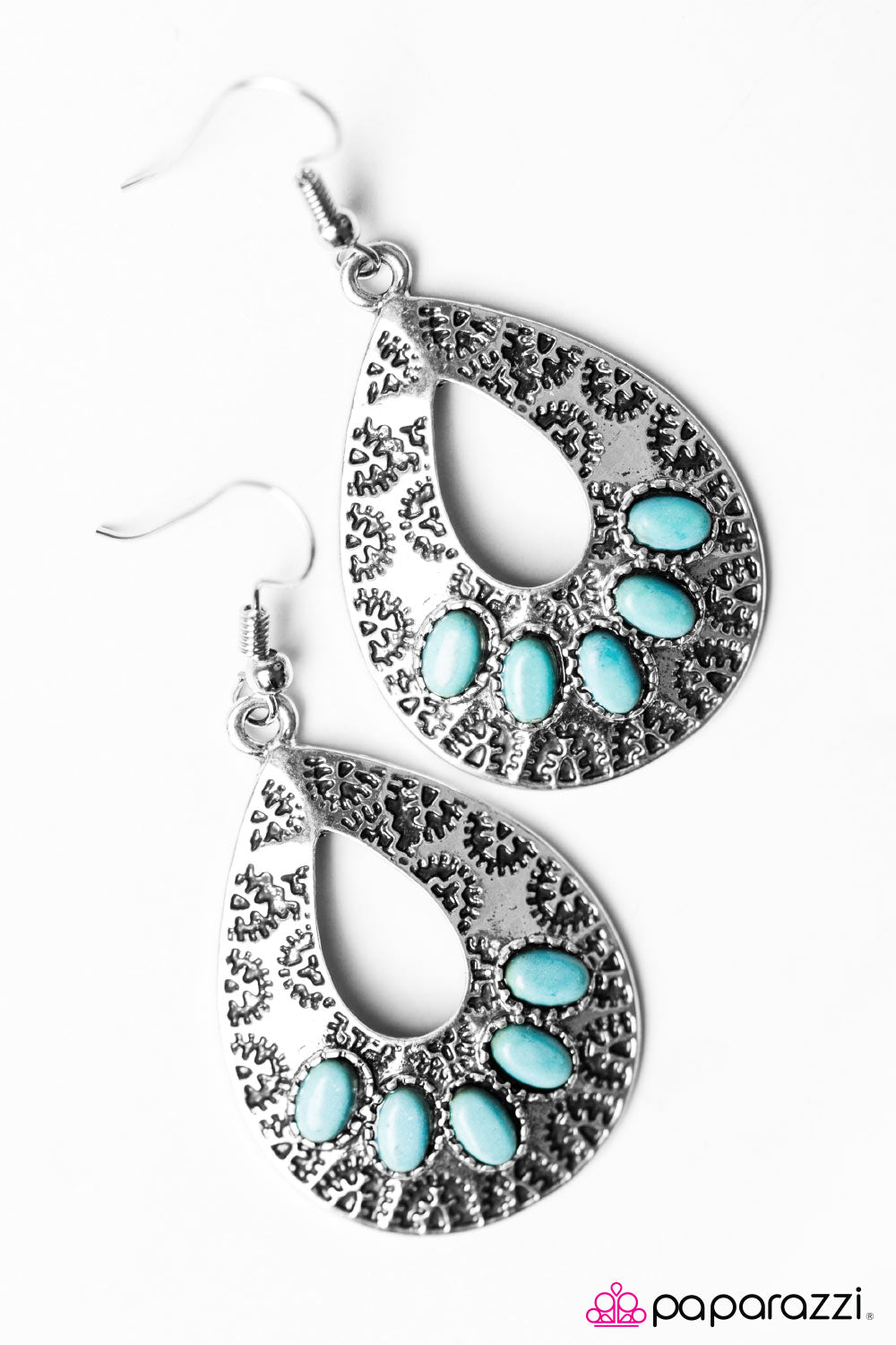 Paparazzi ♥ Canyon Carnivore - Blue ♥ Earrings