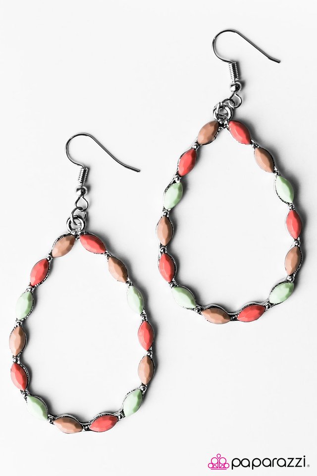 Paparazzi ♥ Sometimes, All You Need Is Color - Multi ♥ Earrings