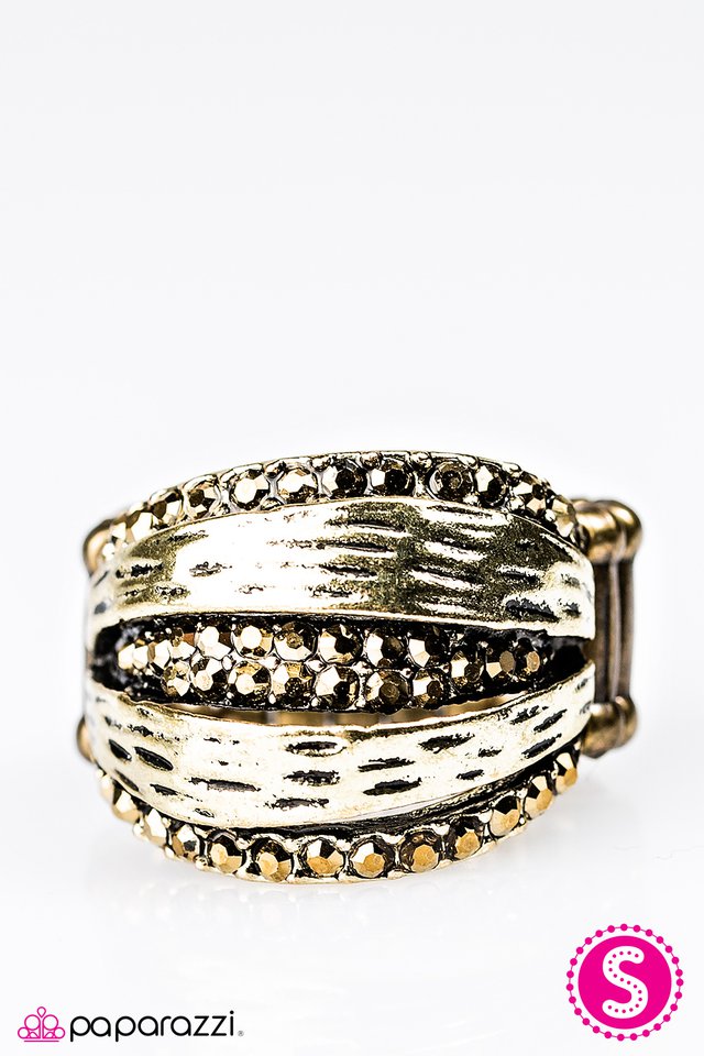 Paparazzi ♥ Runway Lights - Brass ♥ Ring