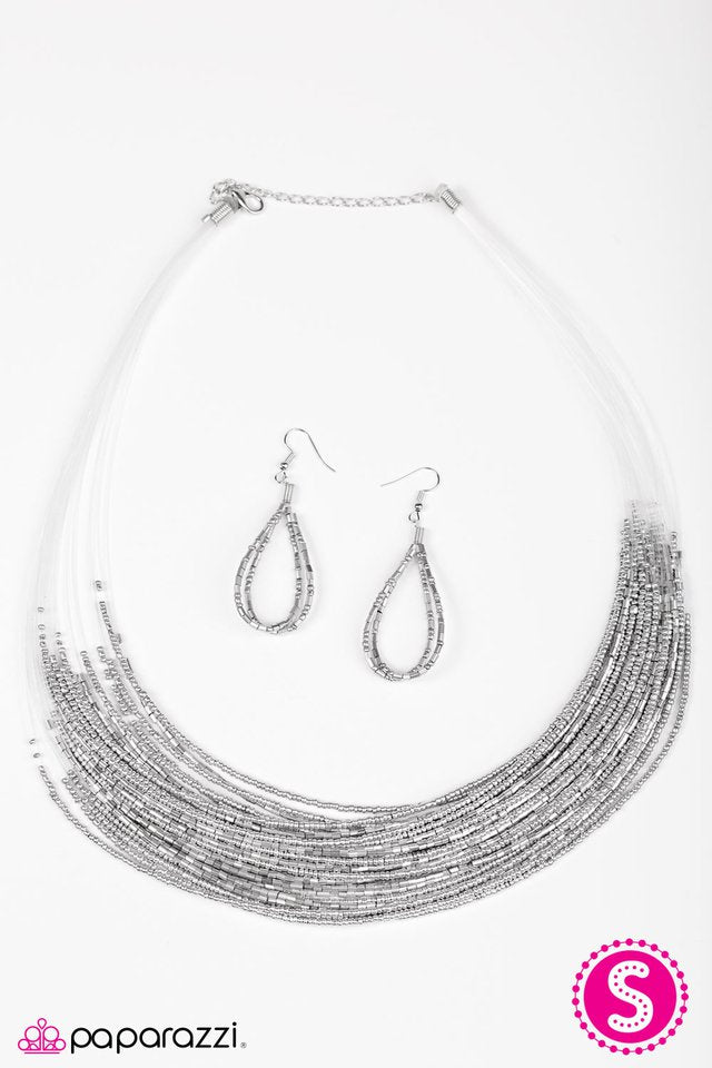 Paparazzi ♥ Starlight Serenade - Silver ♥ Necklace