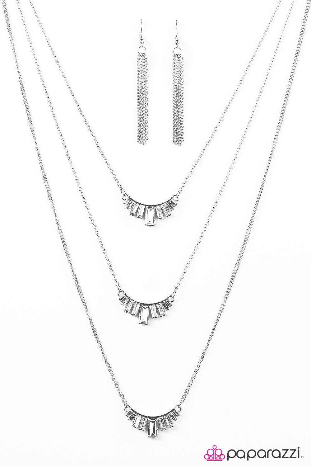 Paparazzi ♥ On DIVA Ground - White ♥ Necklace