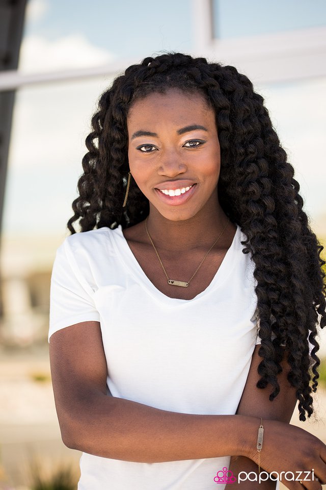 Paparazzi ♥ You Make My Heart Smile - Brass ♥ Bracelet