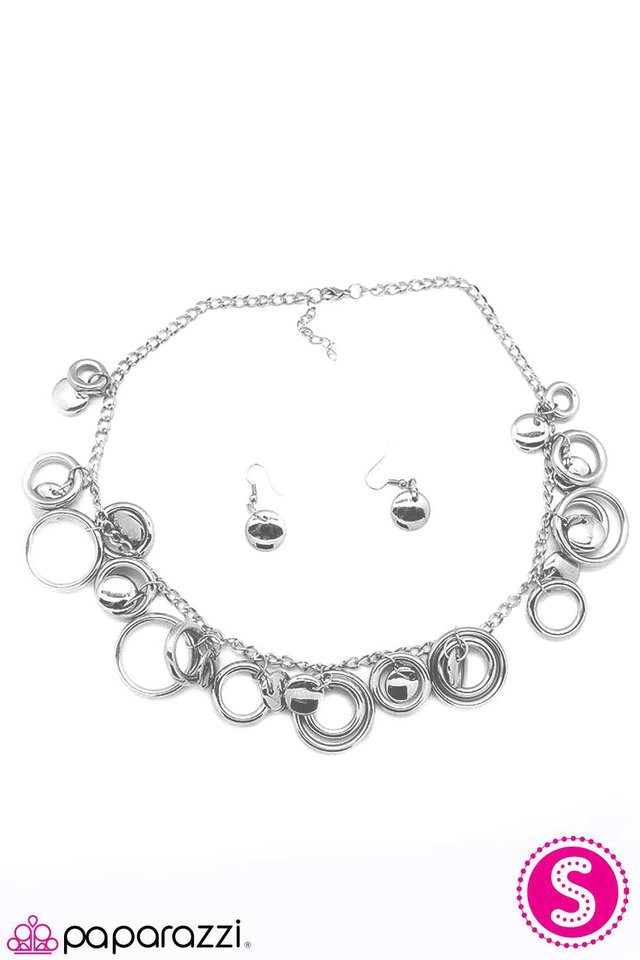 Paparazzi ♥ Ringing Off the Hook - Silver ♥ Necklace
