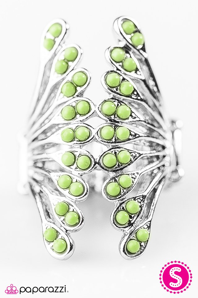 Paparazzi ♥ Bahama Breeze - Green ♥ Ring
