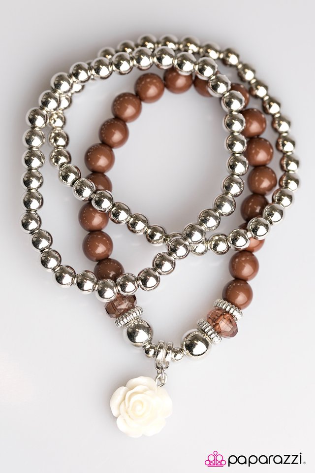 Paparazzi ♥ Valley Of Flowers - Brown ♥ Bracelet