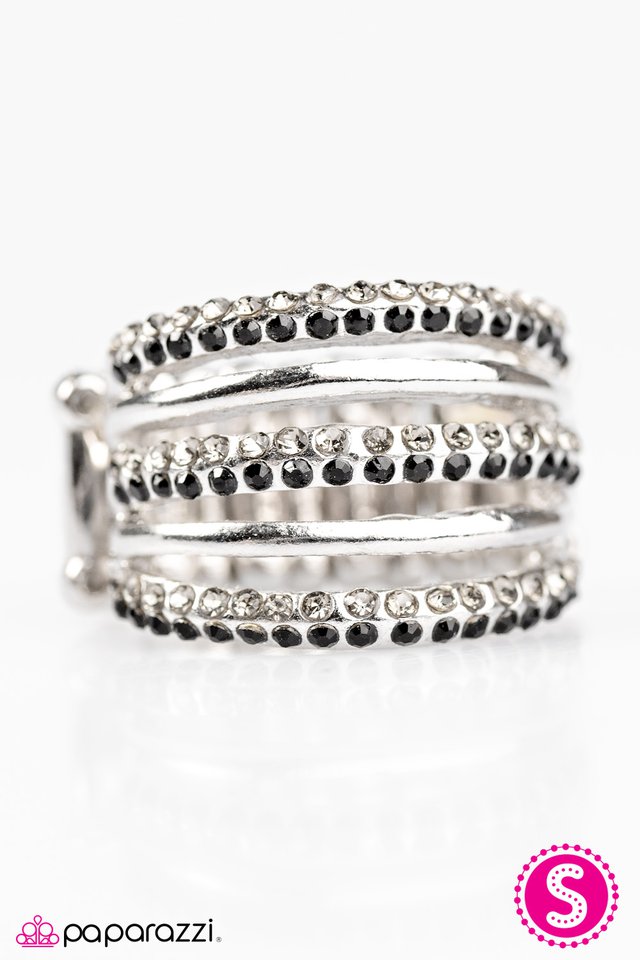 Paparazzi ♥ All That Sparkles - Black ♥ Ring