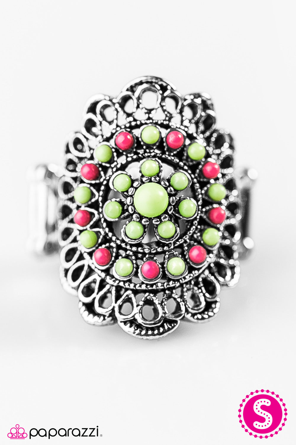Paparazzi ♥ BALI Dancer - Green ♥ Ring