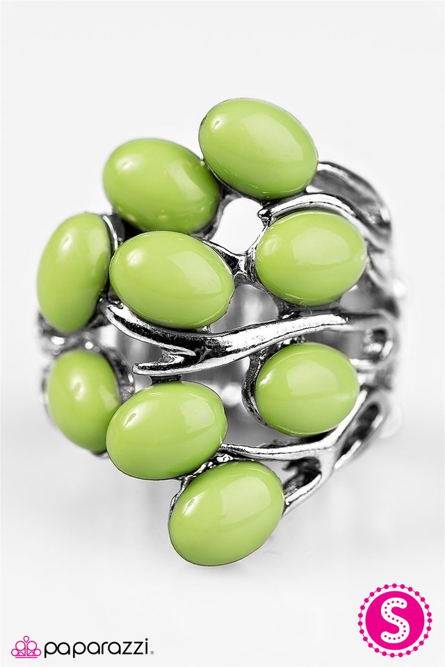 Paparazzi ♥ Tahiti Tango - Green ♥ Ring