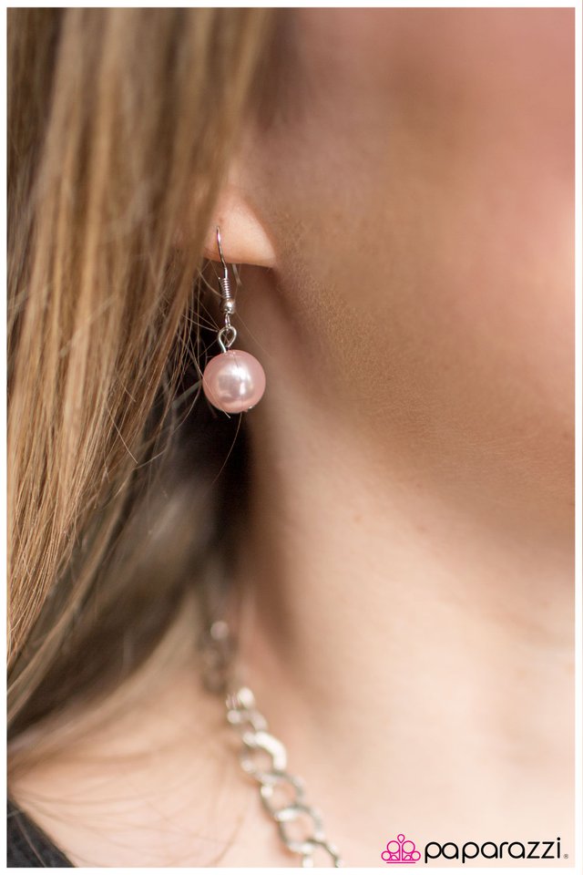 Paparazzi ♥ Enmeshed In Elegance - Pink ♥ Necklace