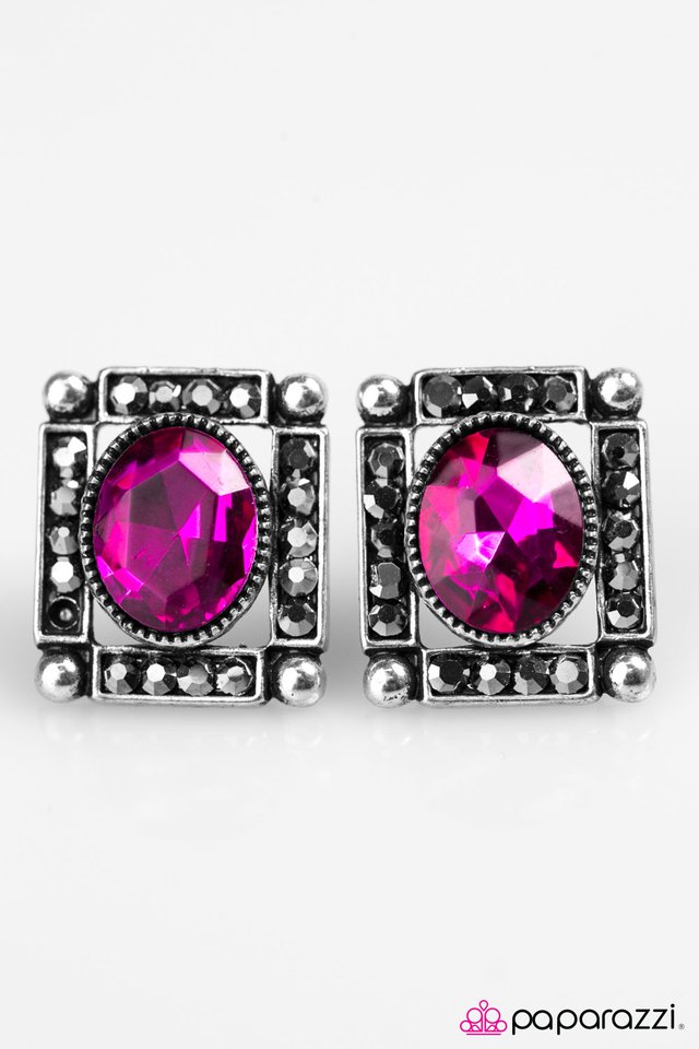 Paparazzi ♥ Backstage Broadway - Pink Post ♥ Post Earrings