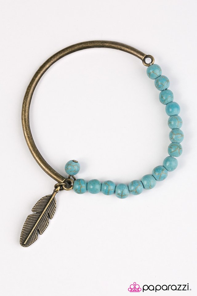 Paparazzi ♥ Sky Cruiser - Brass ♥ Bracelet