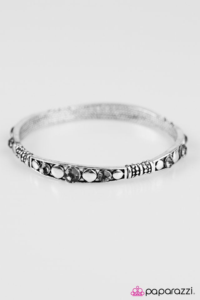 Paparazzi ♥ Get Your Sparkle On - Silver ♥ Bracelet