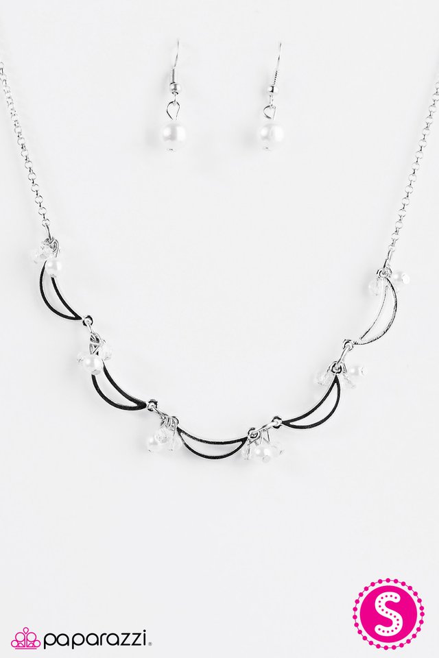 Paparazzi ♥ All Singing, All Dancing - White ♥ Necklace