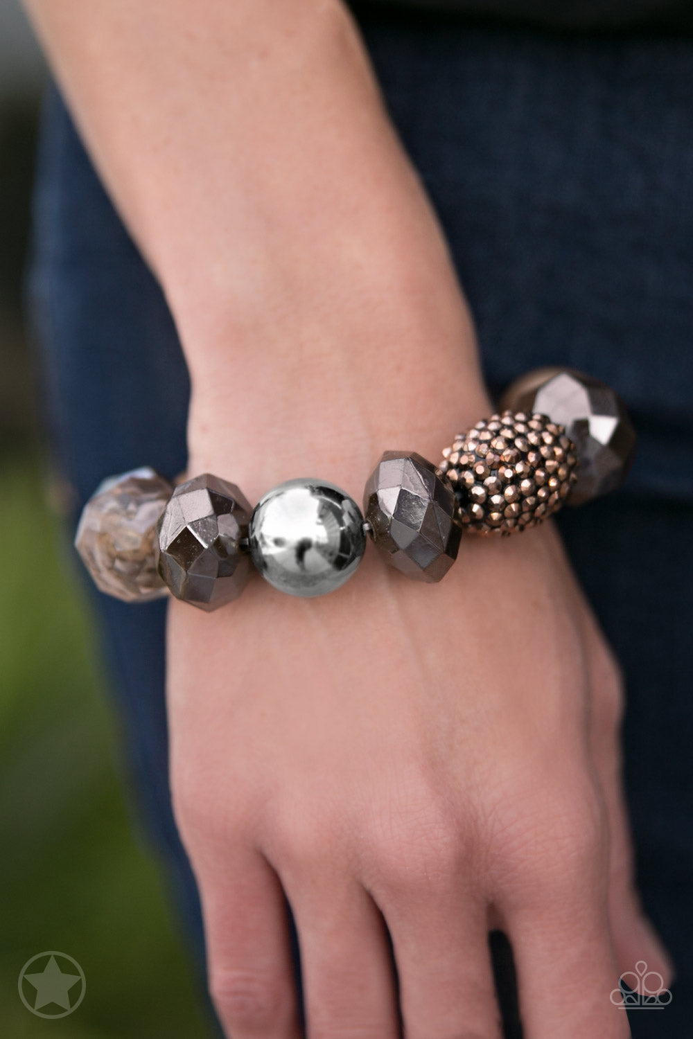 Paparazzi ♥ All Cozied Up - Brown ♥ Bracelet
