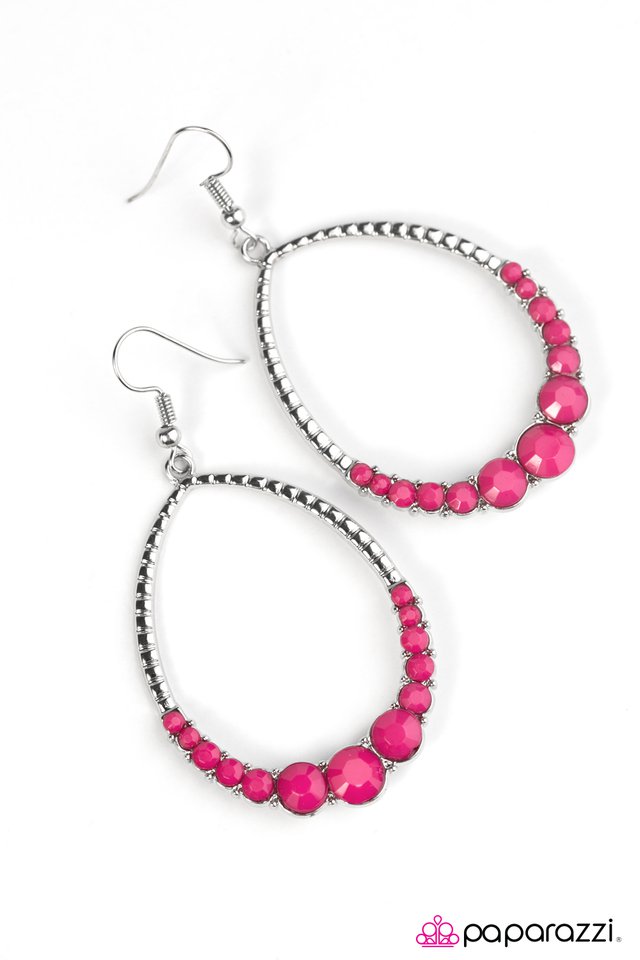 Paparazzi ♥ Tears of My Enemies - Pink ♥ Earrings