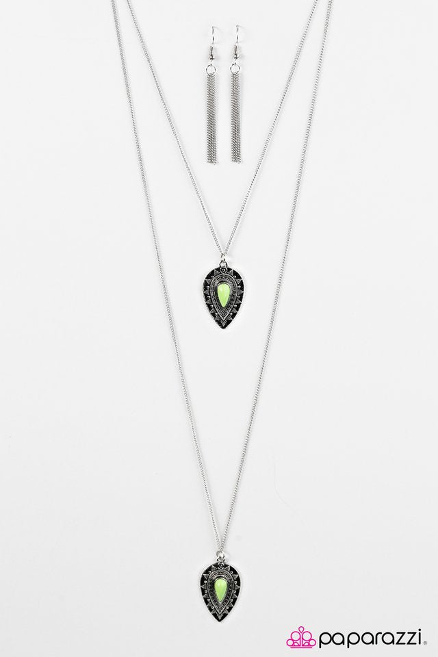 Paparazzi ♥ Rainbow Rainforest - Green ♥ Necklace