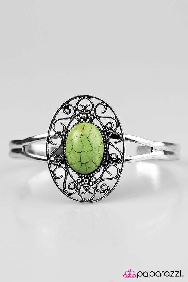 Paparazzi ♥ I Have Mountains To Climb - Green ♥ Bracelet