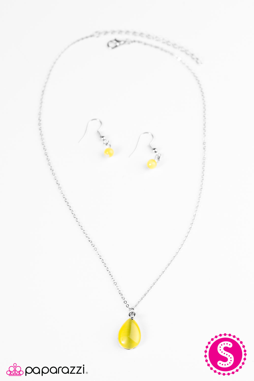 Paparazzi ♥ All I Wanna DEW - Yellow ♥ Necklace