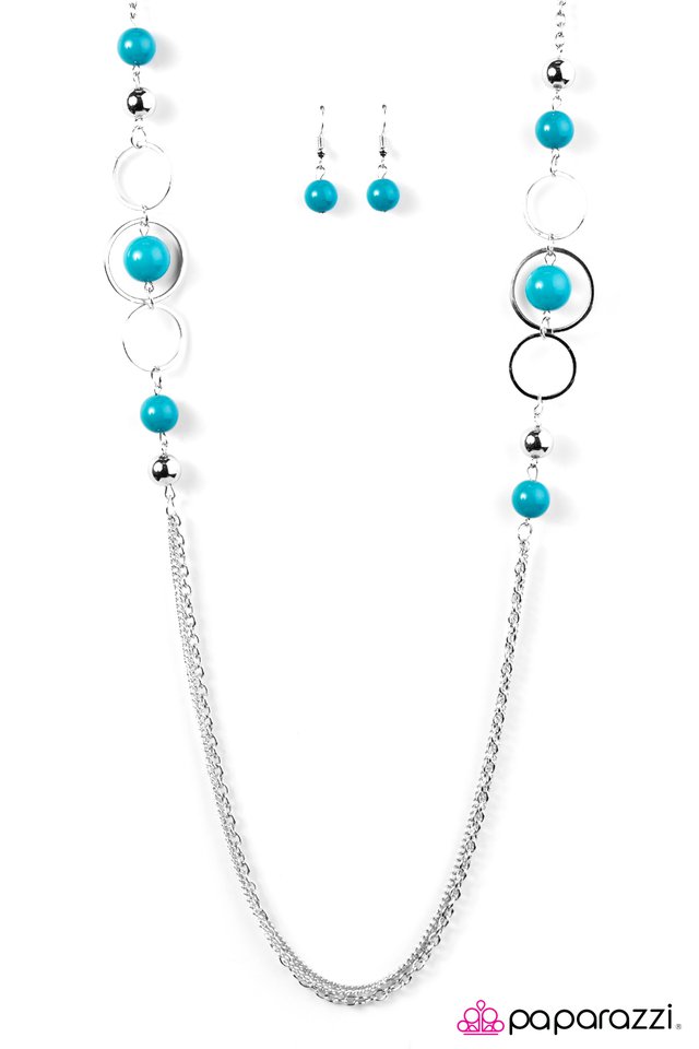 Paparazzi ♥ The Middle GLAM - Blue ♥ Necklace