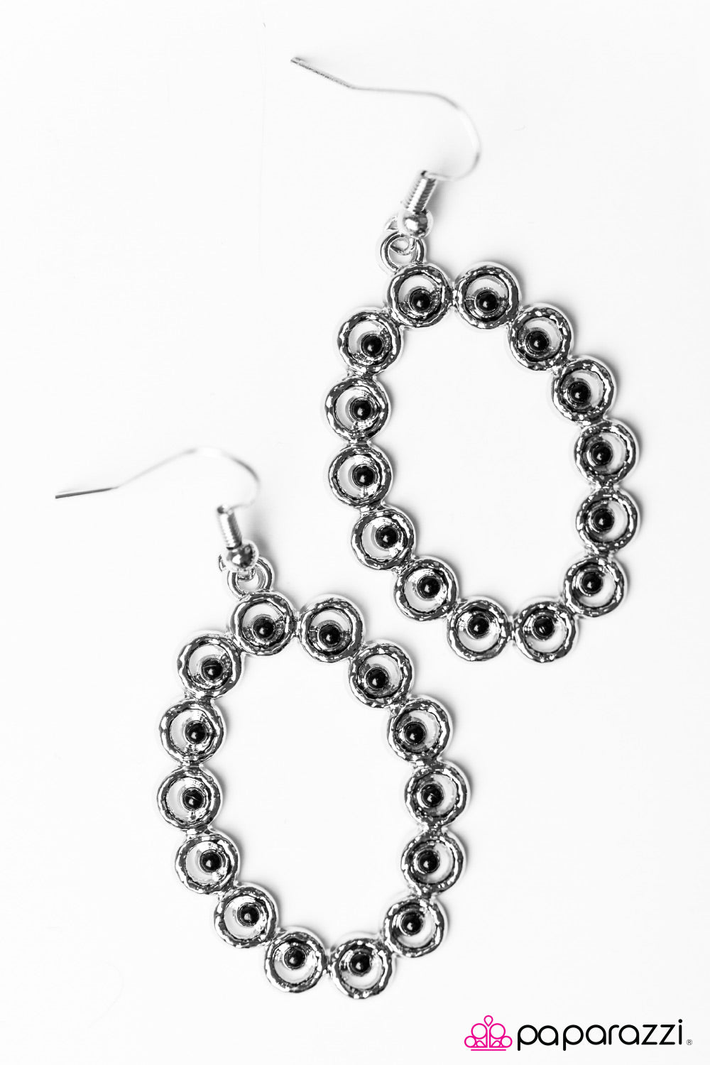 Paparazzi ♥ SEA You In My Dreams - Black ♥ Earrings