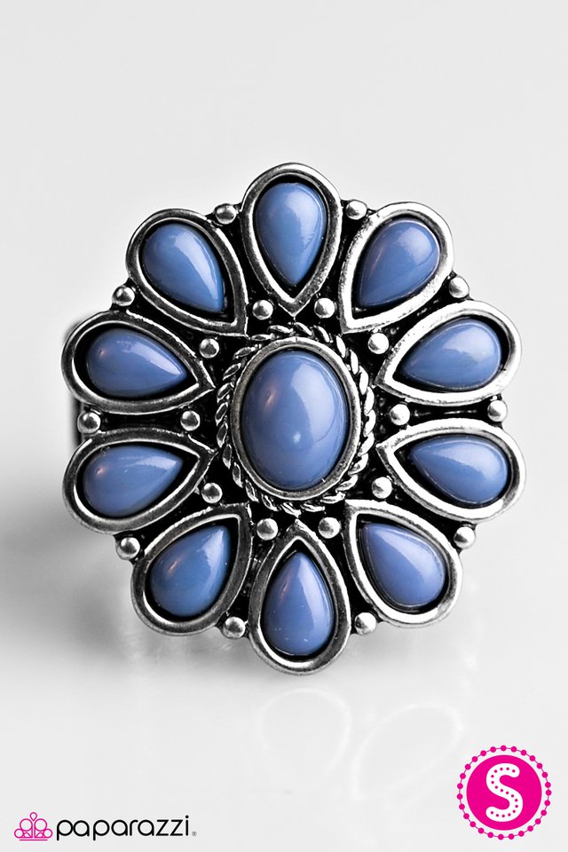 Paparazzi ♥ Daisy Dance - Blue ♥ Ring