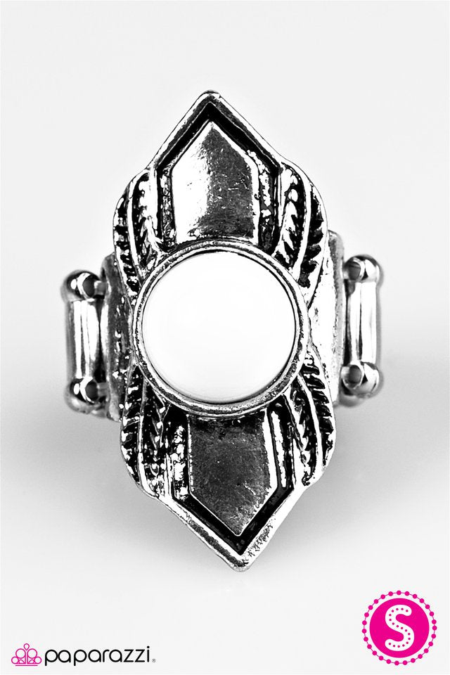 Paparazzi ♥ BEAD Courageous - White ♥ Ring