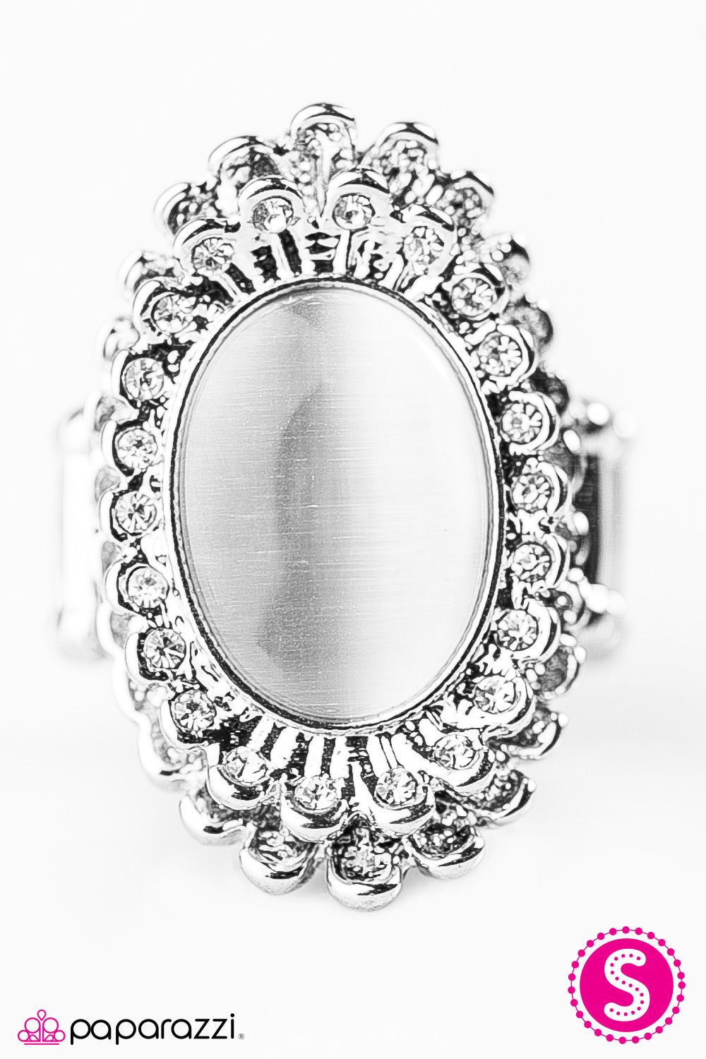 Paparazzi ♥ Frozen Wonderland - White ♥ Ring-product_sku