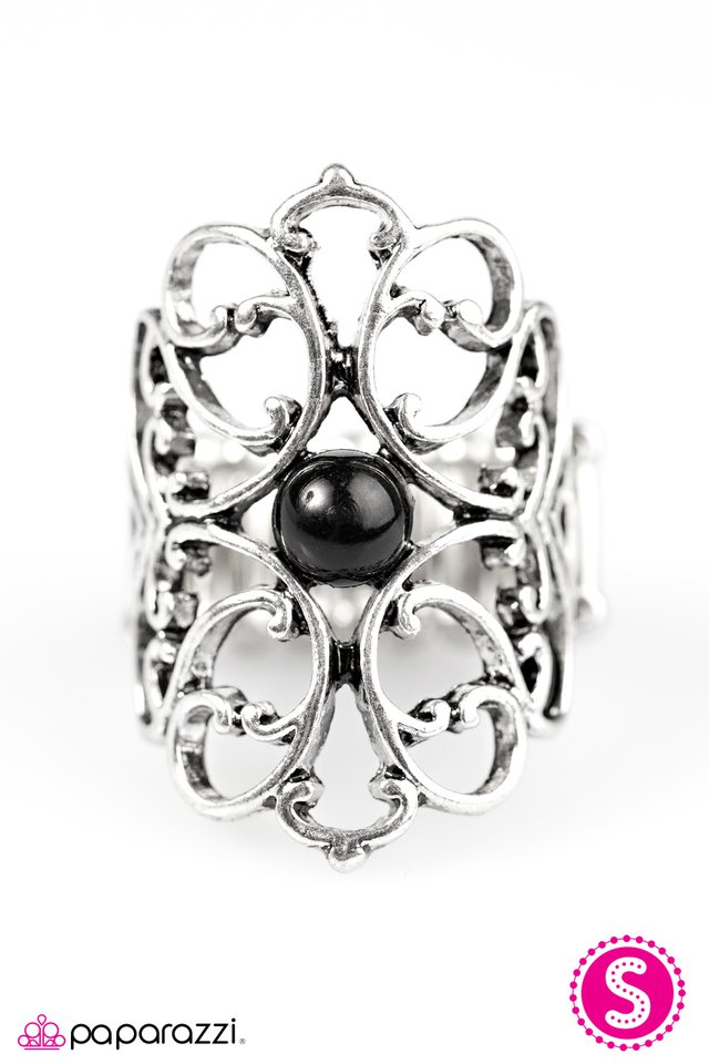 Paparazzi ♥ Castles and Chariots - Black ♥ Ring