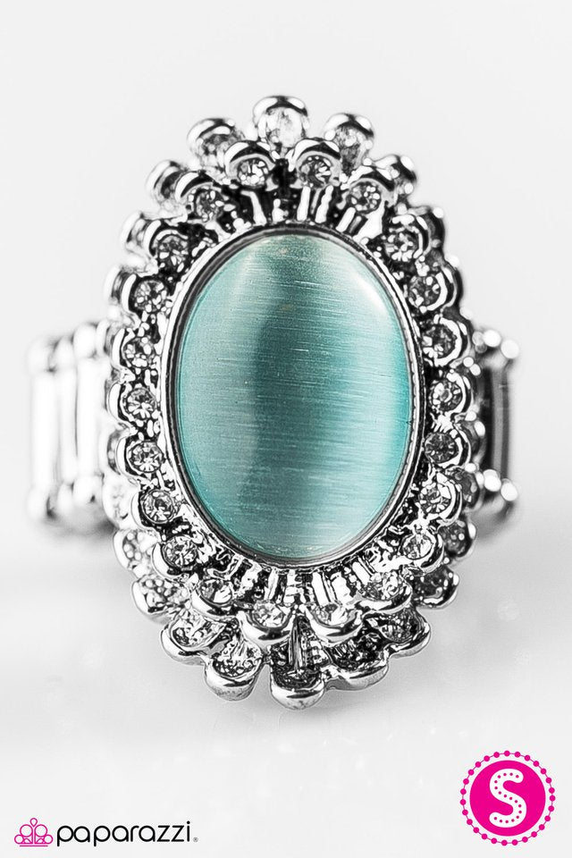 Paparazzi ♥ Frozen Wonderland - Blue ♥ Ring