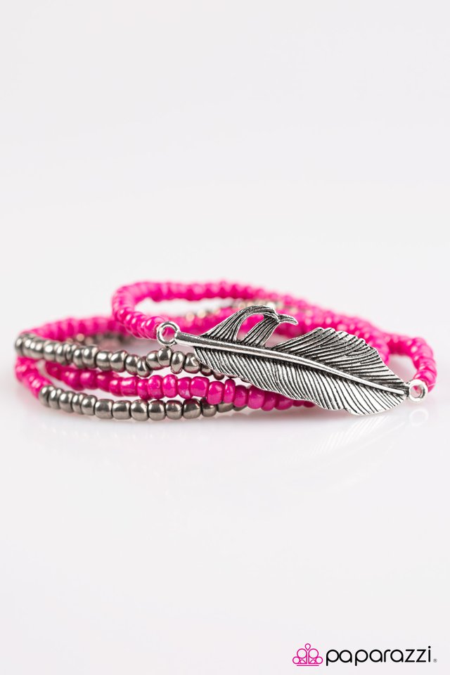 Paparazzi ♥ Thunderbird - Pink ♥ Bracelet