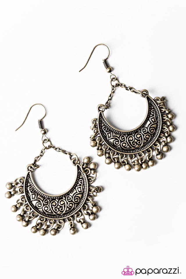 Paparazzi ♥ Stay Wild, Moon Child - Brass ♥ Earrings