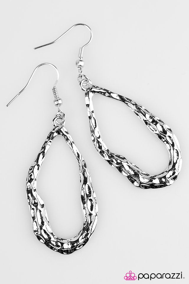Paparazzi ♥ Call Me Asymmetrical - Silver ♥ Earrings